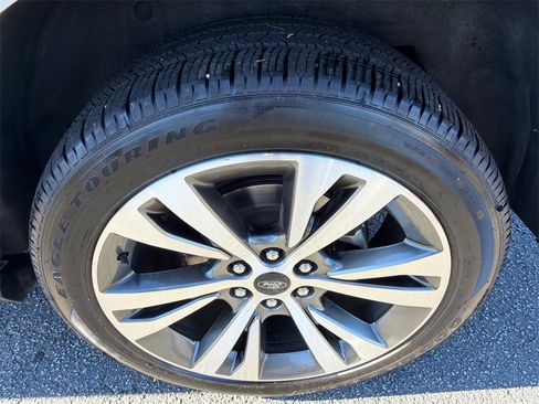 Used 2021 Ford Expedition Limited image 20