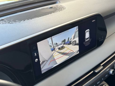 Used 2025 Hyundai Palisade SEL FWD image 27