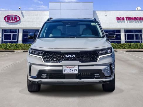 Certified 2023 Kia Sorento SX image 2