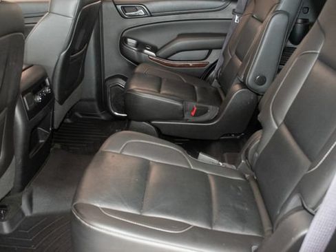 Used 2016 GMC Yukon SLT AWD/4WD image 19