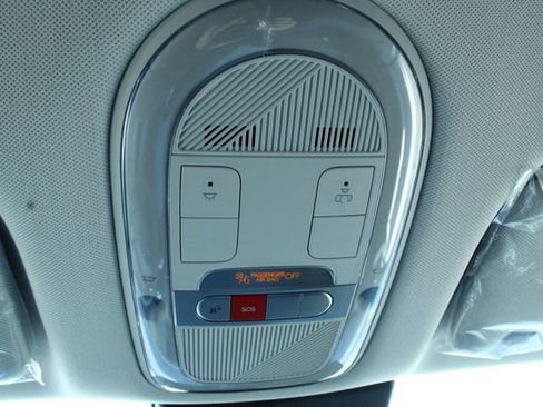 New 2024 Hyundai Ioniq 5 SEL image 20