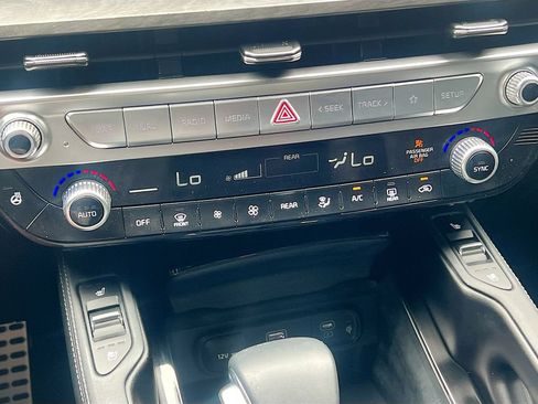 Used 2025 Kia Telluride SX X-Line AWD/4WD image 16
