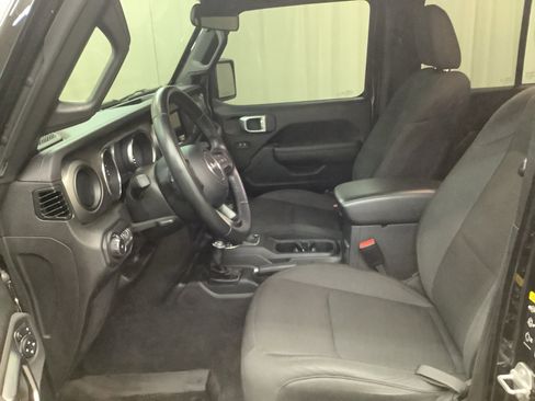 Used 2022 Jeep Wrangler Unlimited Sport image 14