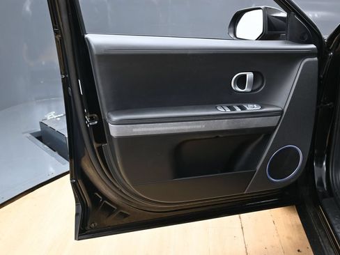 Used 2023 Hyundai Ioniq 5 SEL RWD image 40