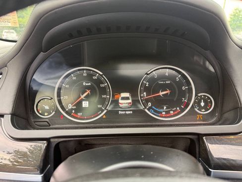 Used 2014 BMW 750Li RWD image 15