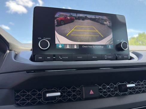 New 2025 Honda Accord SE image 15