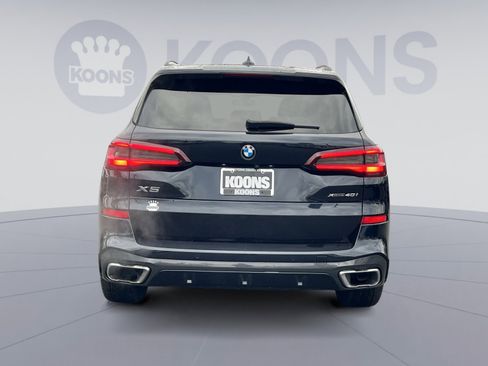 Used 2022 BMW X5 xDrive40i w/ M Sport Package image 5