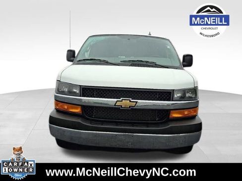 Used 2024 Chevrolet Express 2500 w/ Driver Convenience Package RWD image 2