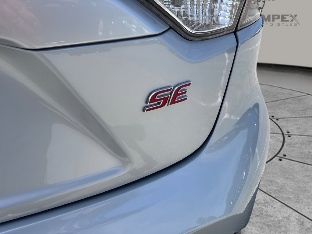 Used 2022 Toyota Corolla SE FWD image 18
