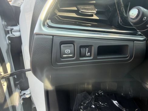 Used 2024 Cadillac XT6 Premium Luxury w/ LPO, Floor Liner Package AWD/4WD image 20