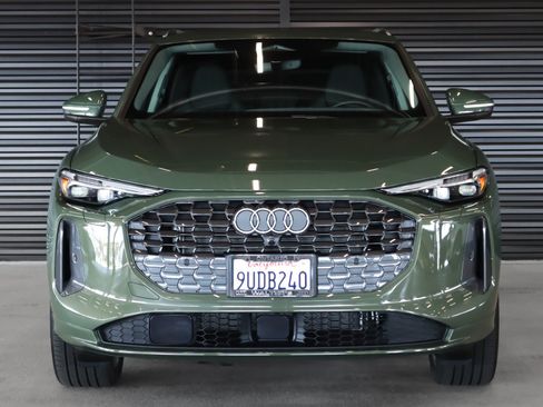 Certified 2025 Audi Q5 Premium w/ Premium Plus AWD/4WD image 13