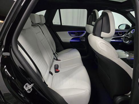 New 2026 Mercedes-Benz GLC 300 4MATIC image 23