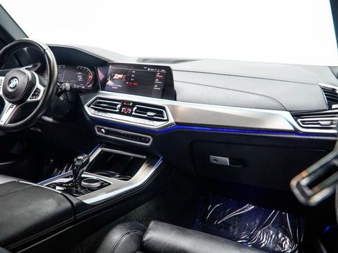 Used 2021 BMW X5 xDrive40i w/ M Sport Package AWD/4WD image 19
