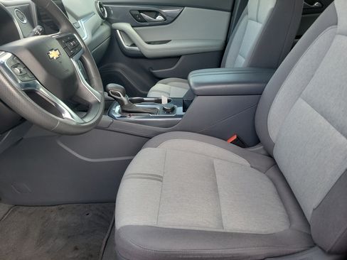 Used 2021 Chevrolet Blazer LT FWD image 21