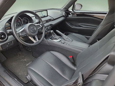 Used 2024 MAZDA MX-5 Miata RF Grand Touring w/ Weather Package image 16