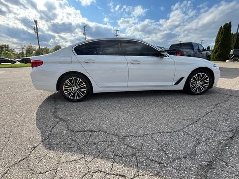 Used 2019 BMW 530i xDrive w/ Convenience Package AWD/4WD image 7