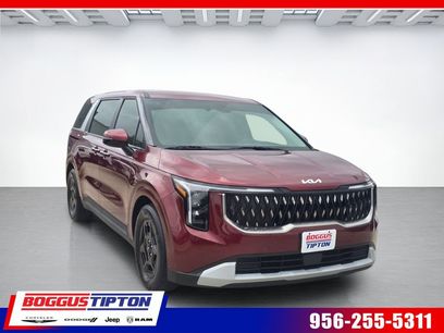 Used 2025 Kia Carnival