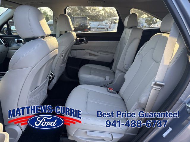 Used 2023 Kia Sorento SX FWD image 12
