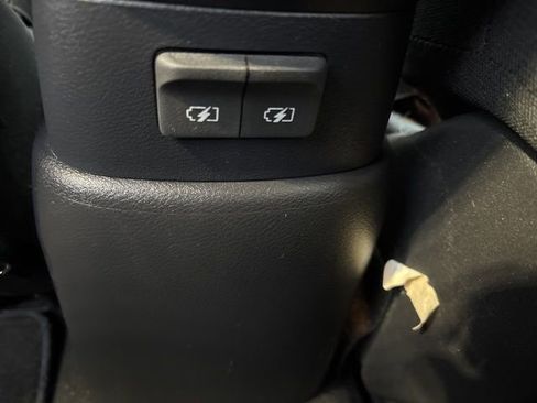 Used 2020 Nissan Kicks SV w/ Exterior Package image 29