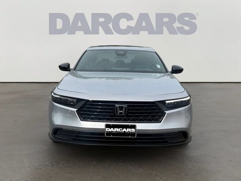 Used 2024 Honda Accord Sport image 2