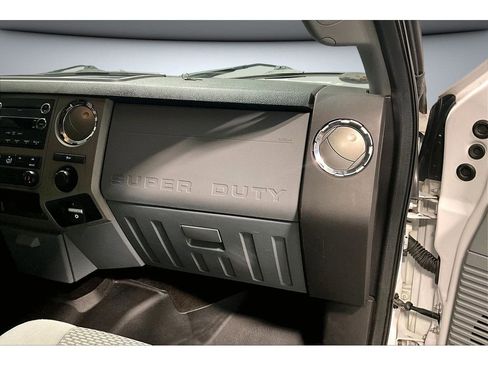 Used 2016 Ford F250 XLT image 17