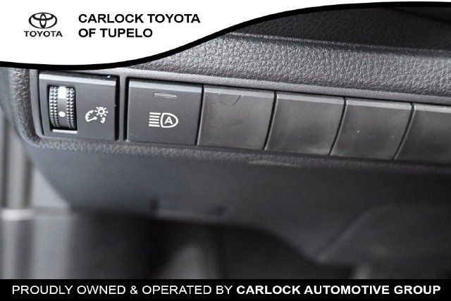 Used 2026 Toyota Corolla LE FWD image 21