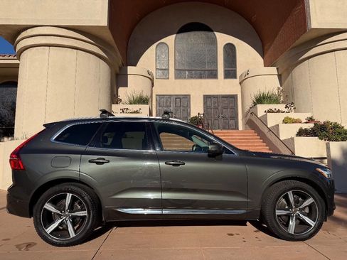 Used 2018 Volvo XC60 T6 Inscription w/ Convenience Package image 6