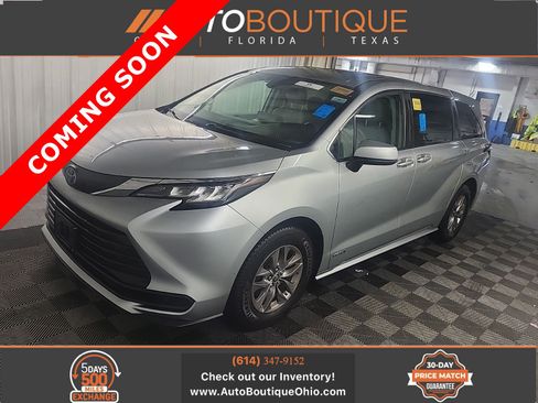 Used 2021 Toyota Sienna LE FWD image 1