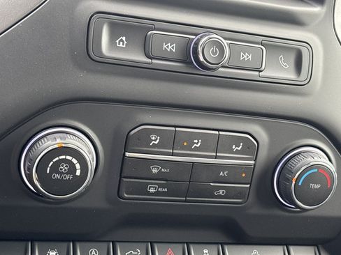 New 2026 Chevrolet Silverado 1500 Custom Trail Boss w/ LPO, Dark Essentials Package AWD/4WD image 32