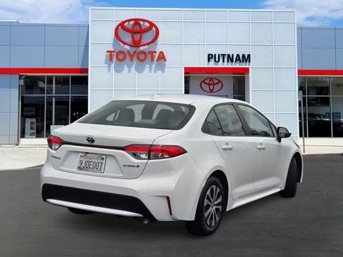 Used 2022 Toyota Corolla LE FWD image 4