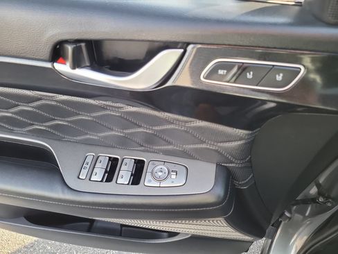 Used 2022 Hyundai Palisade Calligraphy FWD image 19