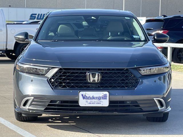 Used 2025 Honda Accord Touring image 7