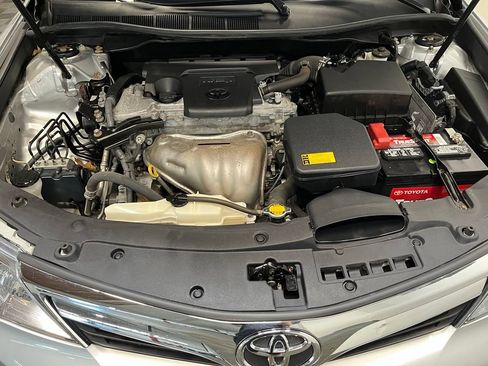 Used 2014 Toyota Camry LE FWD image 20