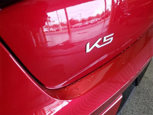Used 2025 Kia K5 GT-Line w/ GT-Line Premium Package image 8