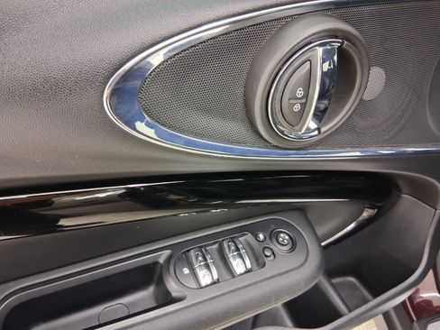 Used 2019 MINI Cooper Clubman S w/ Premium Package FWD image 23
