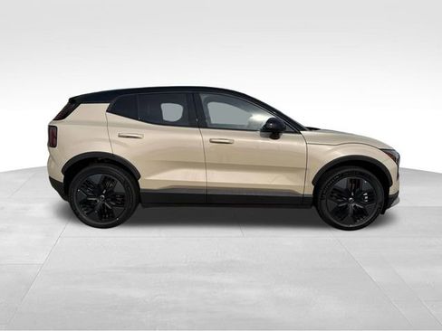 New 2026 Volvo EX30 Cross Country Ultra AWD/4WD image 8