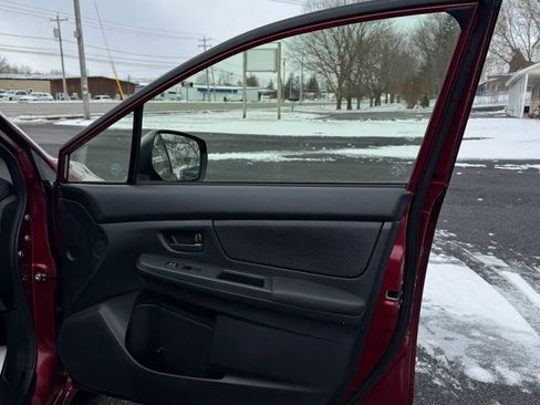 Used 2013 Subaru Impreza 2.0i image 19