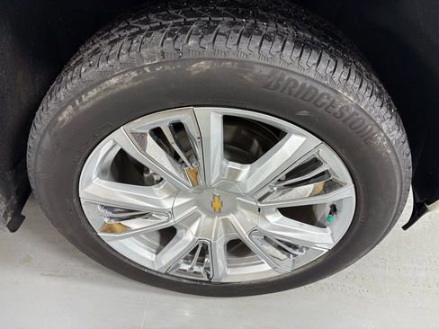 Used 2024 Chevrolet Silverado 1500 High Country w/ High Country Premium Package image 13