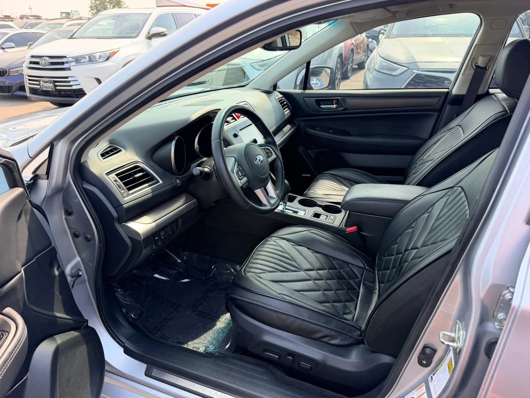 Used 2015 Subaru Legacy 2.5i Limited AWD/4WD image 10