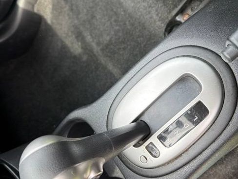 Used 2016 Nissan Versa Note SV FWD image 17