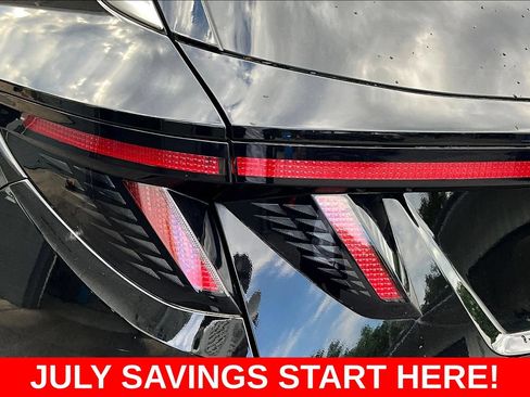 Used 2024 Hyundai Tucson Limited AWD/4WD image 26