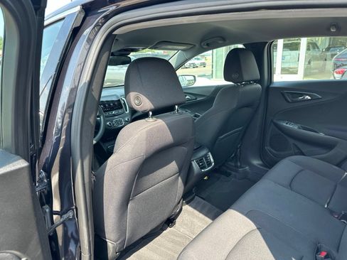 Used 2023 Chevrolet Malibu LT FWD image 18