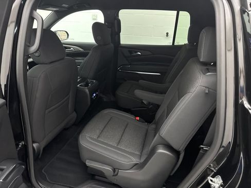 Used 2025 Chevrolet Traverse LT AWD/4WD image 44