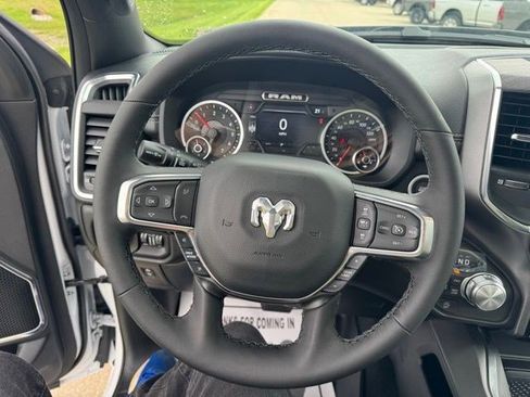 New 2026 RAM 1500 Laramie AWD/4WD image 17