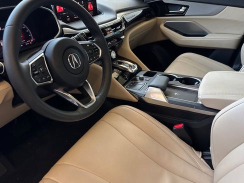 Used 2024 Acura MDX FWD image 10