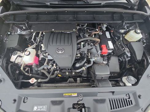 Used 2025 Toyota Highlander XSE image 32