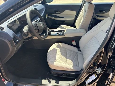 New 2026 Nissan Sentra SL w/ Floor Mat Package FWD image 9