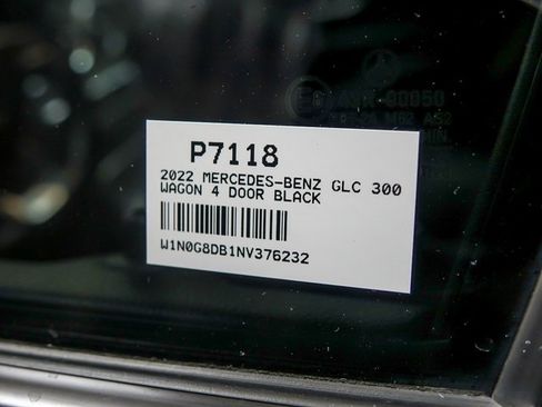 Used 2022 Mercedes-Benz GLC 300 image 31