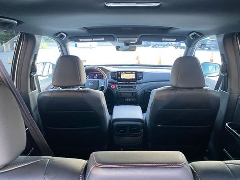 Used 2024 Honda Passport TrailSport image 15