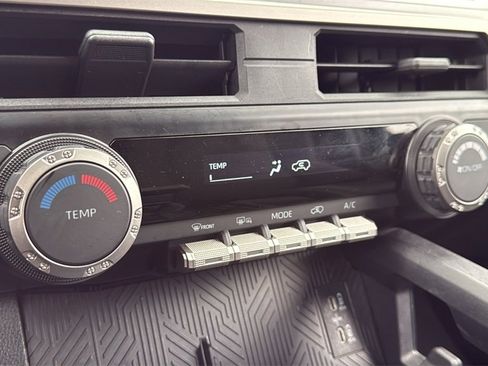 Used 2025 Toyota 4Runner SR5 image 25